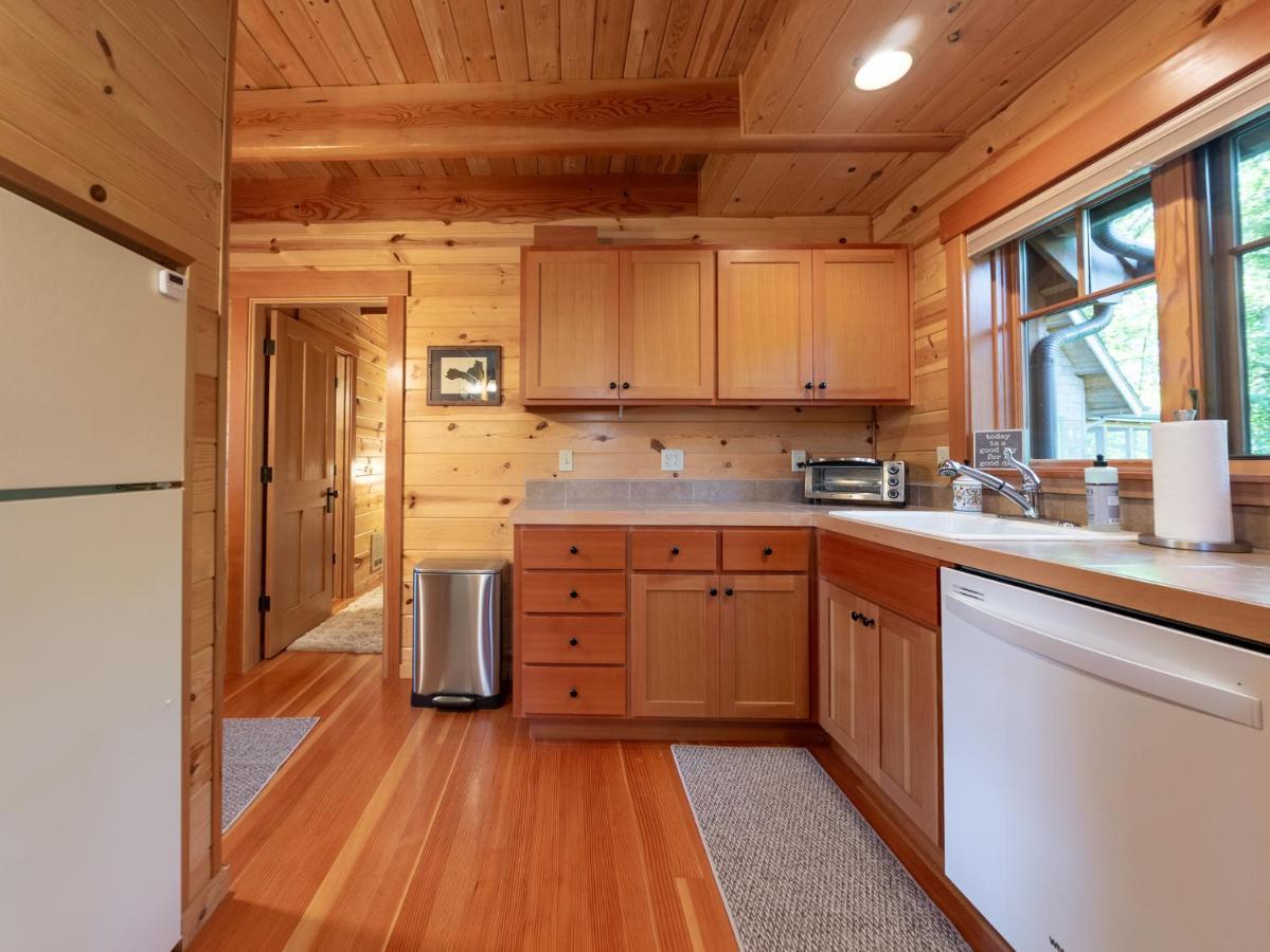 On The River Wooded Bliss Cabin Near Loloma McKenzie Bridge Kültér fotó